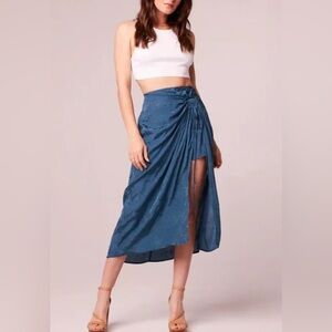 Band of the Free/ BOG Celene Deep Teal Layered Midi Skirt Womens Sz Small NWT